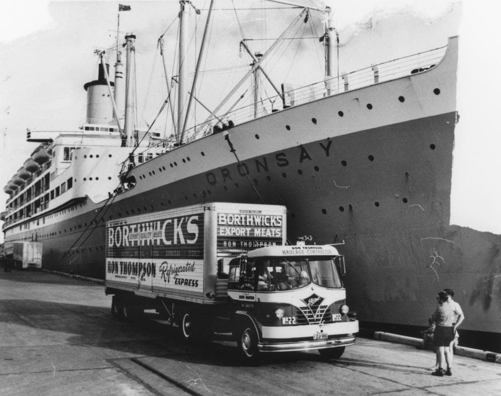 The 1951 Orient Line passenger ship Oronsay at a Brisbane wharf